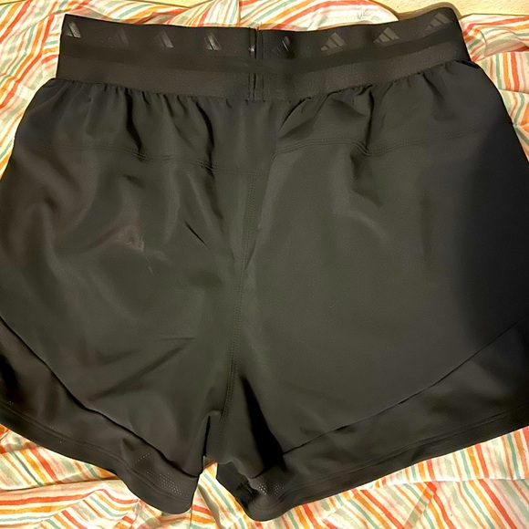 NWT Adidas M running shorts in black - Picture 2 of 3